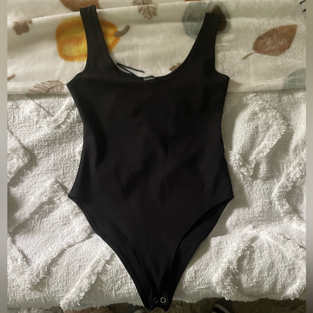 Black Scoop-neck Bodysuit